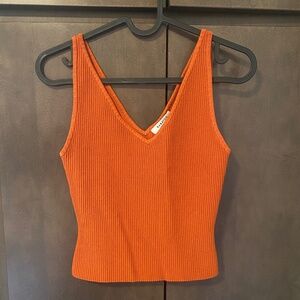 Aritzia Babaton Double V-Neck Tank